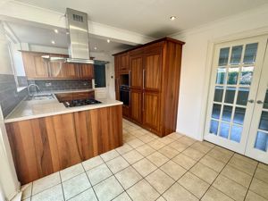 Open Plan Dining Kitchen- click for photo gallery